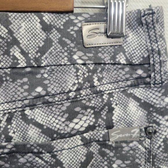 Seven7 Python Print High Rise Skinny Jeans size 14 - Picture 10 of 14